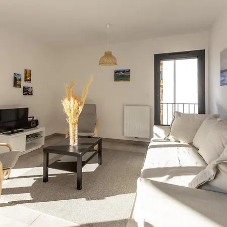 Au Calme Des Sommets - Vue Montagne Apartment Embrun Exterior photo